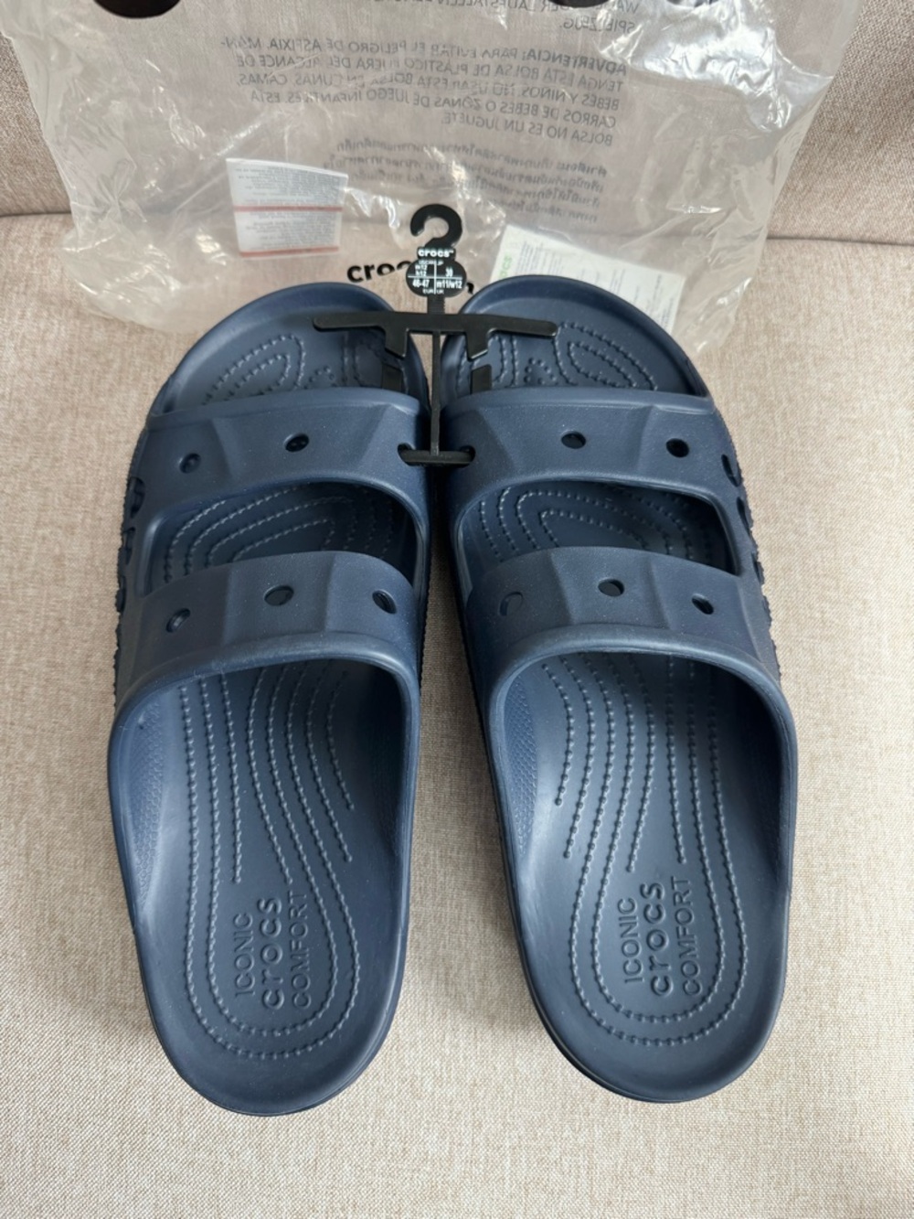 Crocs Baya Sandal in Navy NWT Men’s 12 unisex